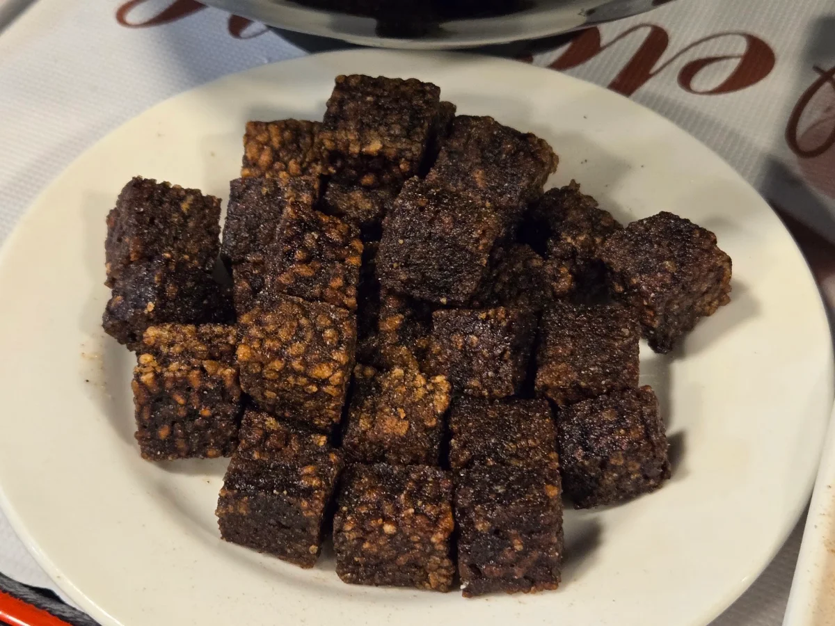 Deep Fried Seaweed Rice Cakes 炸素米血糕, Formosa Cafe